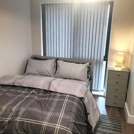 Peaceful 2br Hideout With Instant Self Check-in At Kelham Island Retreat Apartment
